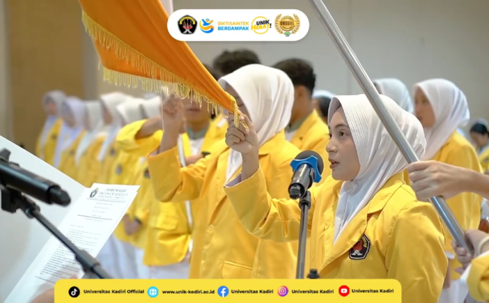 Angkat Janji Kepaniteraan Prodi Keperawatan (S-1) Fakultas Ilmu Kesehatan Universitas Kadiri