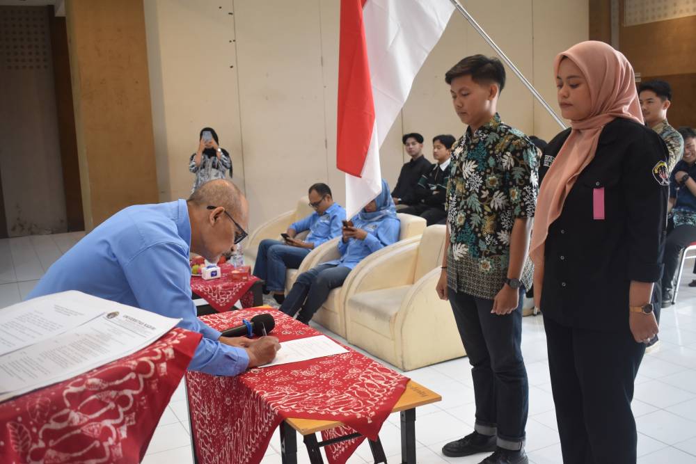 Pelantikan dan Reorganisasi BEM FISIP Universitas Kadiri Periode 2025/2026: Membangun Kepemimpinan Berdaya Saing Unggul