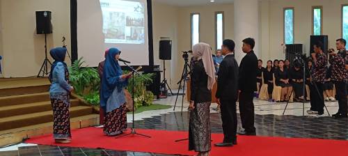 Sumpah dan Pelantikan Perawat Program Studi Pendidikan Profesi Ners FIK Universitas Kadiri